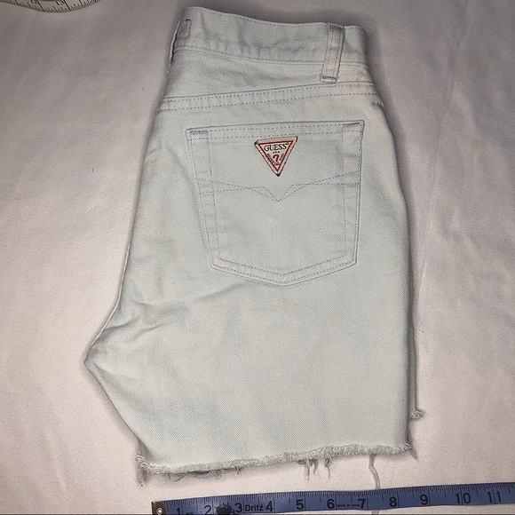 Vintage Guess Shorts - Picture 2 of 13